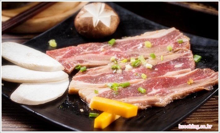 맛있고 건강한 LA갈비 레시피 칼로리 정보까지 포함된 완벽 가이드